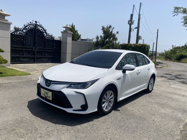 TOYOTA豐田 COROLLA ALTIS HYBRID  第1張相片