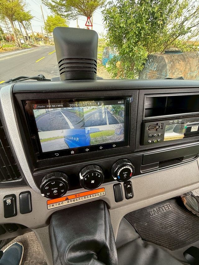 MITSUBISHI三菱 CANTER  第6張相片