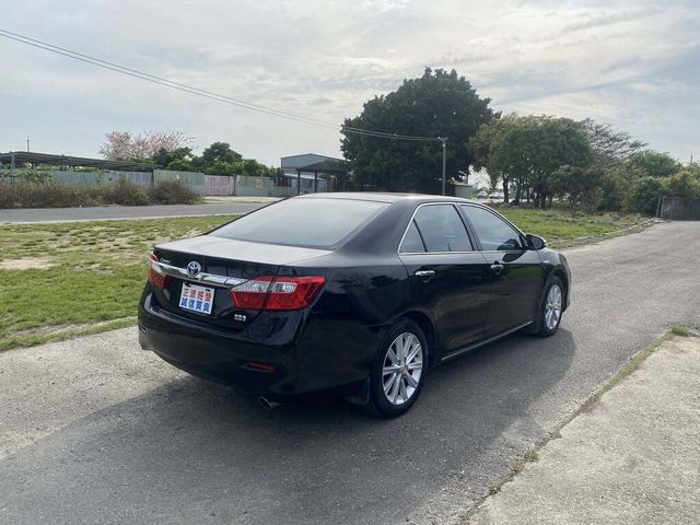 TOYOTA豐田 CAMRY HYBRID  第4張相片