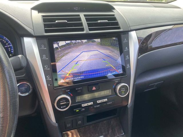 TOYOTA豐田 CAMRY HYBRID  第15張相片