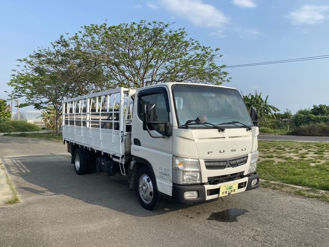 MITSUBISHI三菱 CANTER  第3張相片