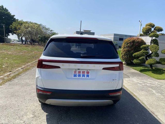 HYUNDAI現代 CUSTIN  第5張相片