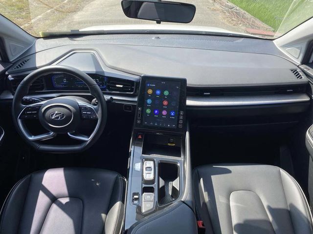 HYUNDAI現代 CUSTIN  第15張相片