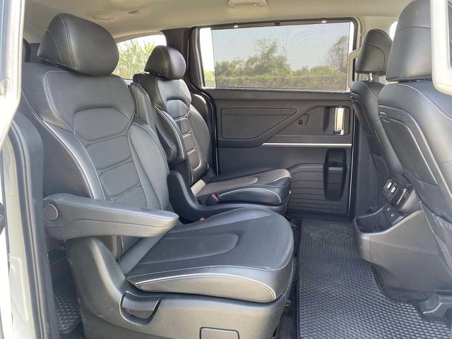 HYUNDAI現代 CUSTIN  第19張相片