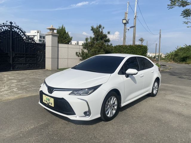 TOYOTA豐田 ALTIS  第1張相片