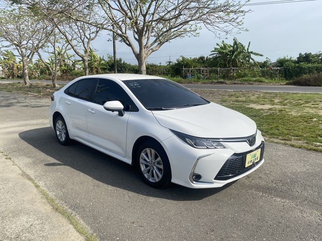 TOYOTA豐田 ALTIS  第3張相片