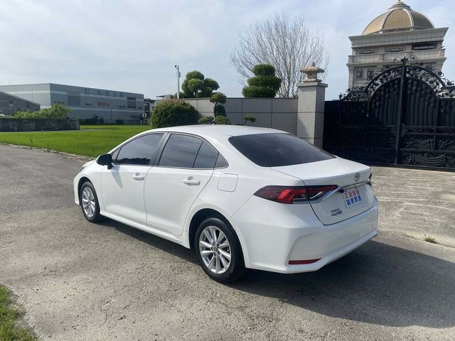 TOYOTA豐田 ALTIS  第6張相片