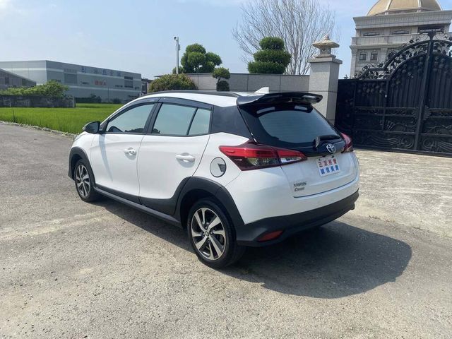 TOYOTA豐田 YARIS CROSSOVER  第6張相片