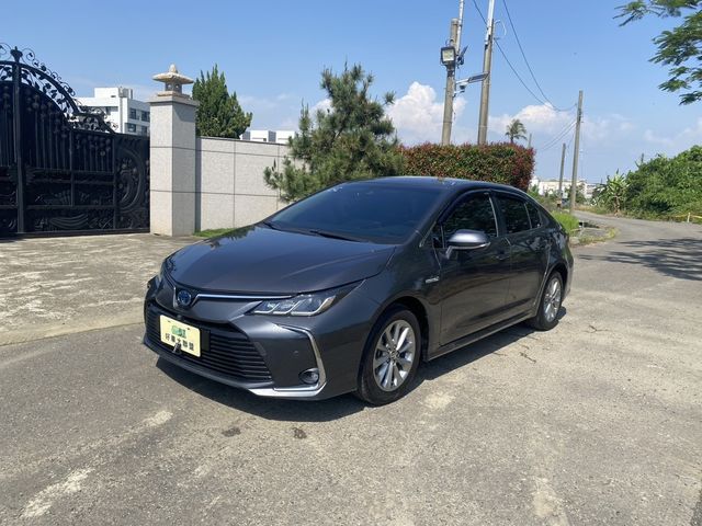 TOYOTA豐田 COROLLA ALTIS HYBRID  第1張相片