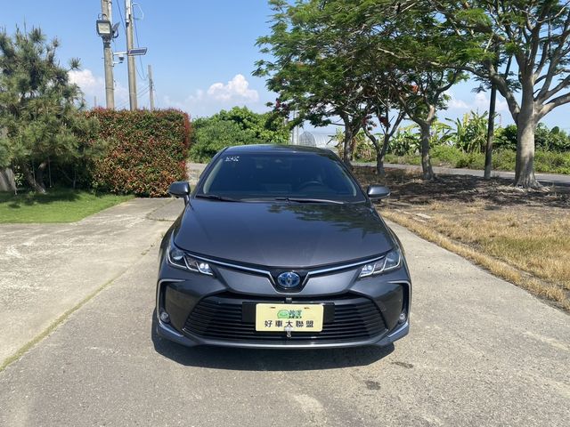 TOYOTA豐田 COROLLA ALTIS HYBRID  第2張相片