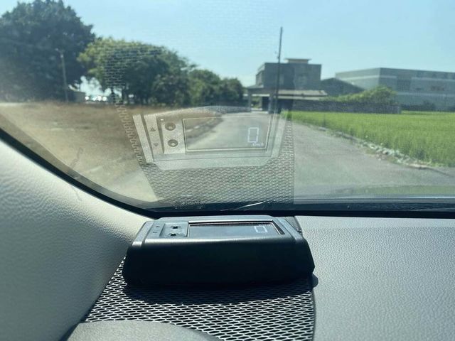 TOYOTA豐田 COROLLA ALTIS HYBRID  第10張相片