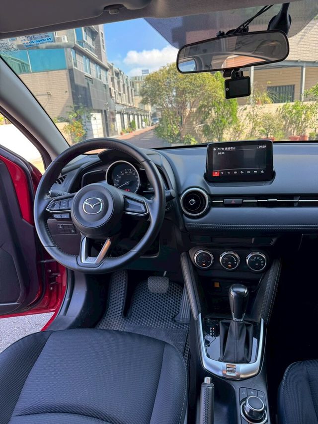 MAZDA馬自達 MAZDA 2  第8張相片