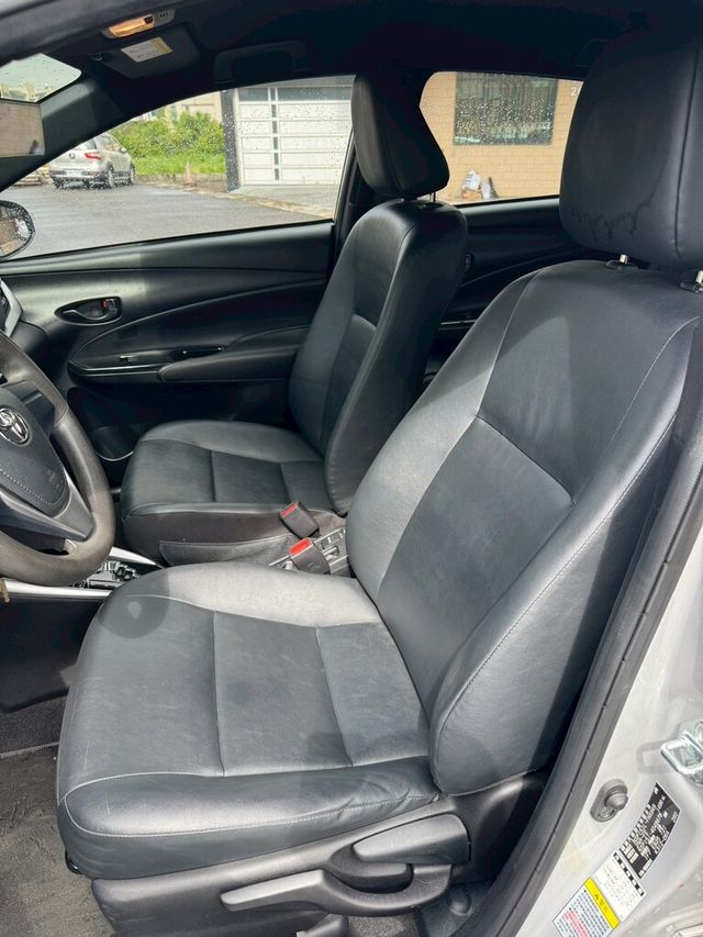 TOYOTA豐田 YARIS  第6張相片