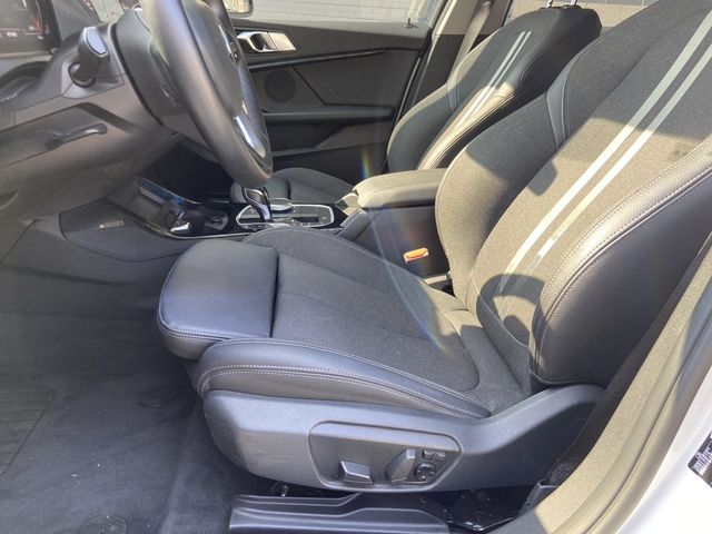 BMW寶馬 118I  第11張相片