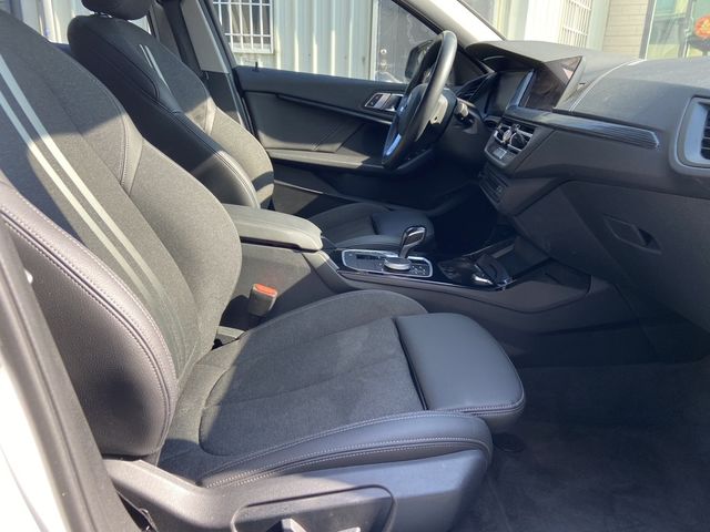 BMW寶馬 118I  第12張相片