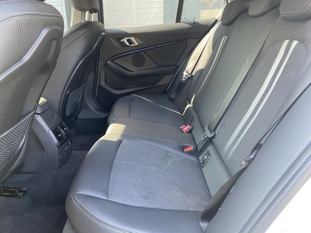 BMW寶馬 118I  第13張相片