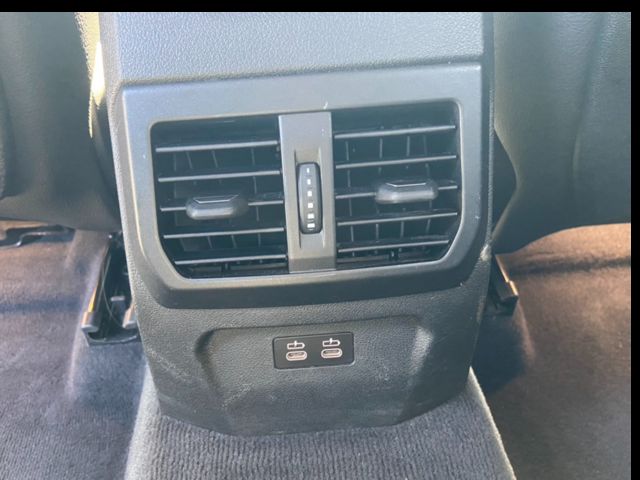 BMW寶馬 118I  第14張相片