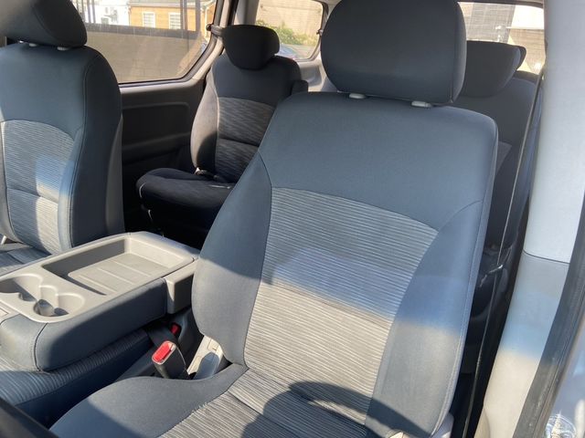 HYUNDAI現代 STAREX  第9張相片