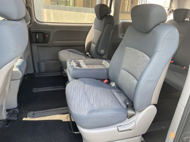 HYUNDAI現代 STAREX  第12張相片