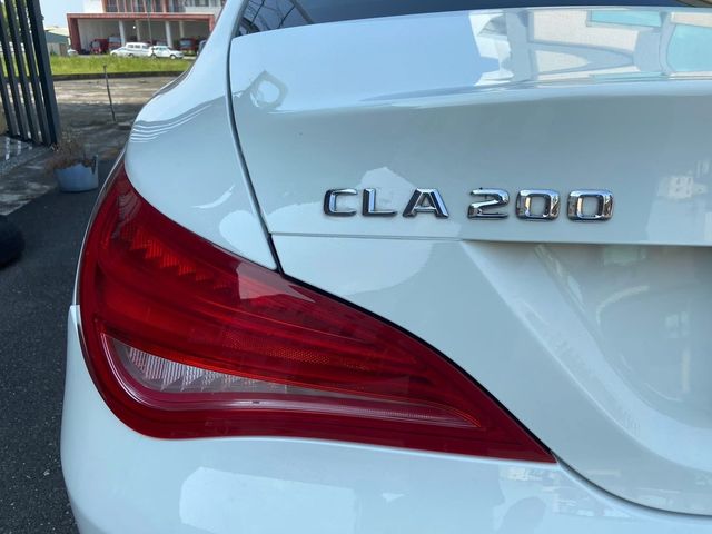 M-BENZ賓士 CLA200  第10張相片