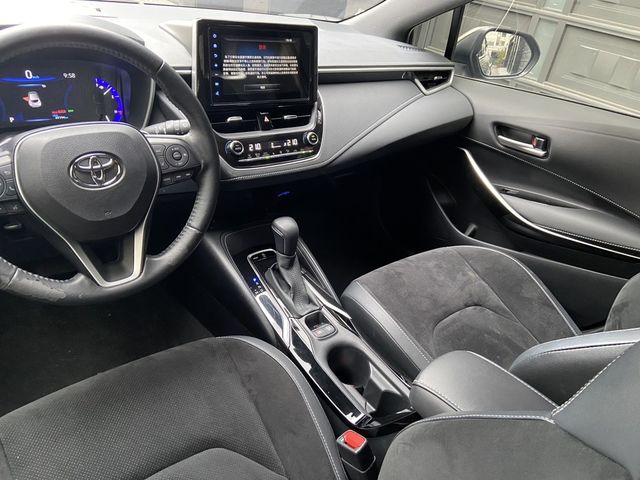 TOYOTA豐田 AURIS  第14張相片