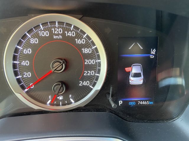 TOYOTA豐田 ALTIS  第5張相片