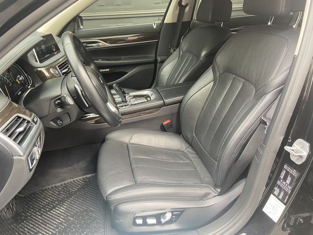 BMW寶馬 730LD  第10張相片