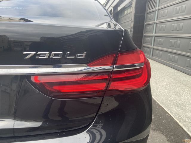 BMW寶馬 730LD  第18張相片