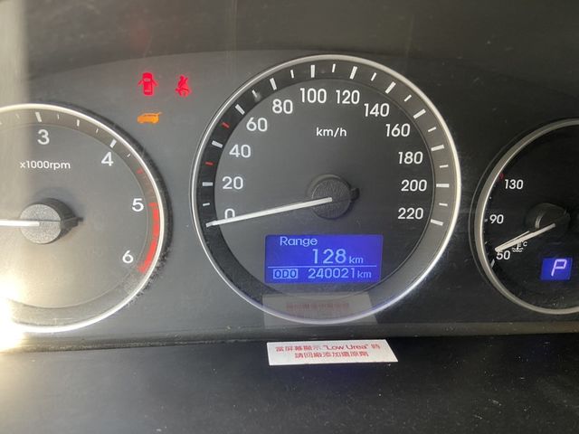 HYUNDAI現代 GRAND STAREX  第5張相片