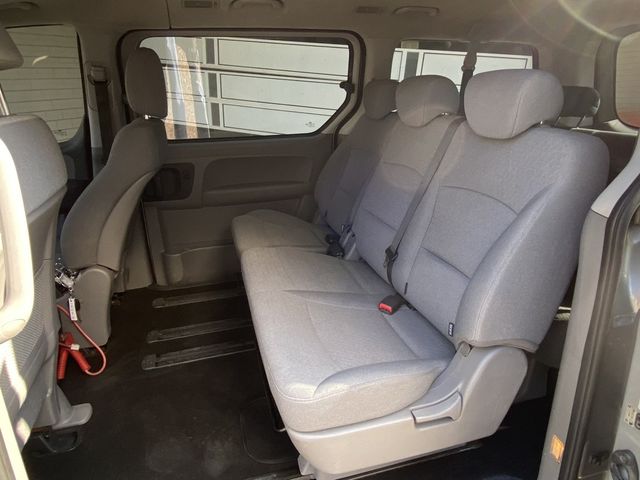 HYUNDAI現代 GRAND STAREX  第10張相片