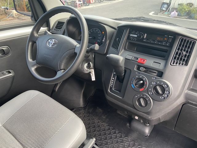 TOYOTA豐田 TOWN ACE  第10張相片