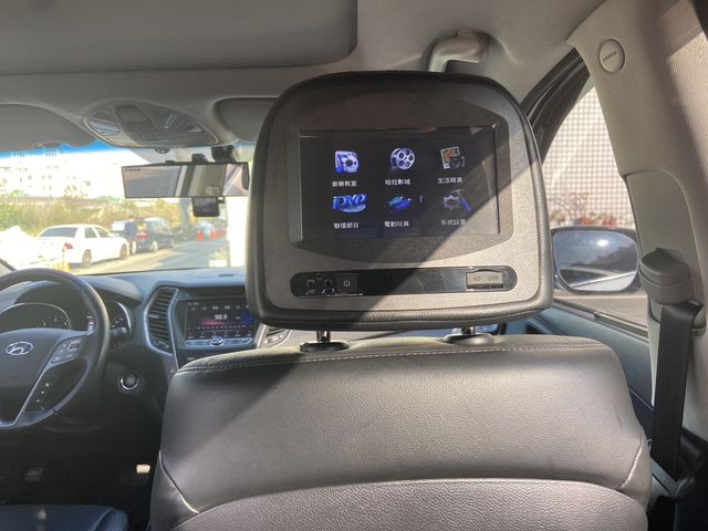 HYUNDAI現代 SANTA FE  第10張相片