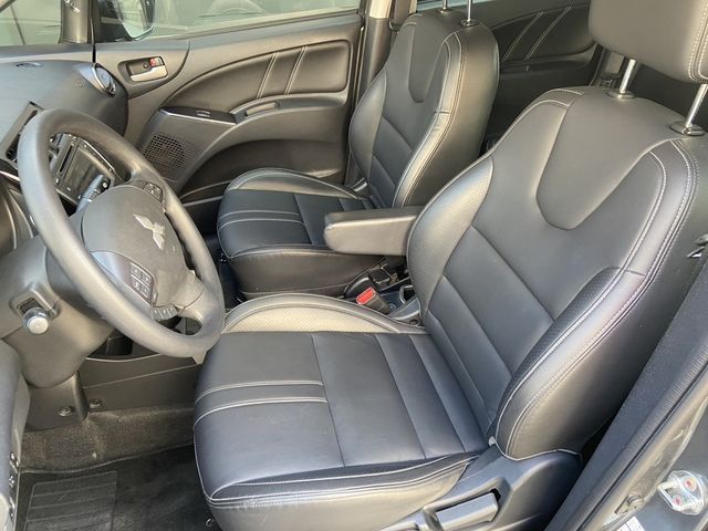 MITSUBISHI三菱 COLT PLUS  第10張相片