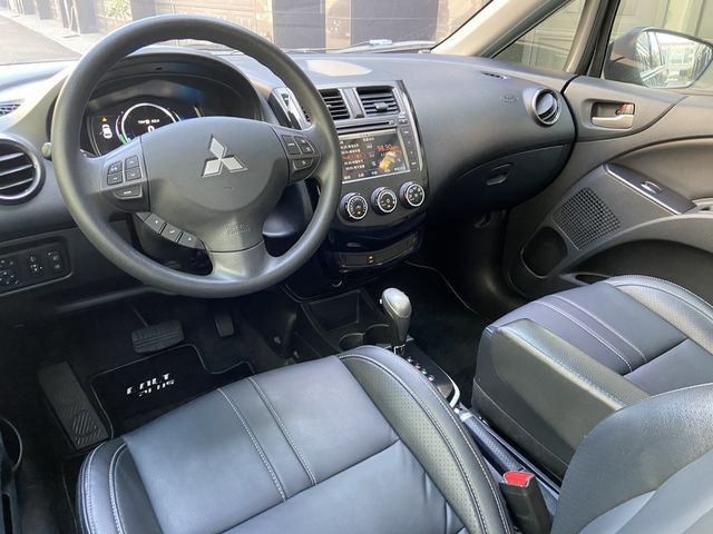 MITSUBISHI三菱 COLT PLUS  第13張相片