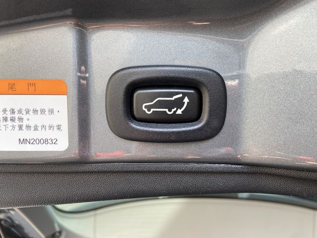 MITSUBISHI三菱 COLT PLUS  第16張相片