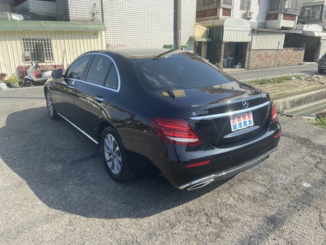 M-BENZ賓士 E200  第20張相片