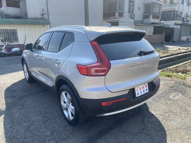 VOLVO富豪 XC40  第20張相片