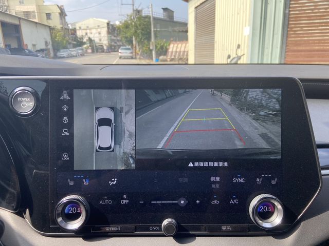 LEXUS凌志 RX350H  第9張相片