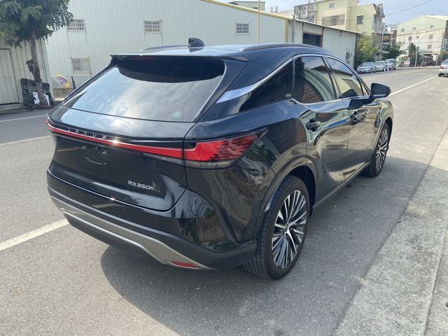 LEXUS凌志 RX350H  第18張相片