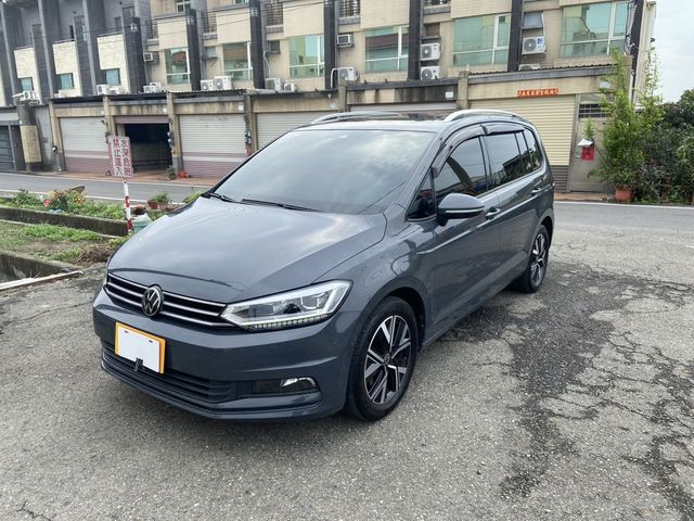 VOLKSWAGEN福斯 TOURAN  第1張相片