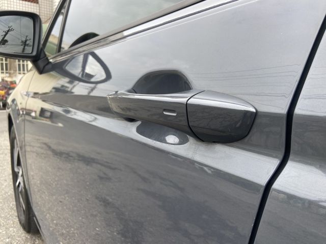 VOLKSWAGEN福斯 TOURAN  第7張相片