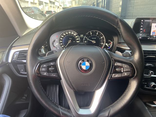 BMW寶馬 520D  第4張相片