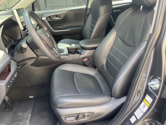 TOYOTA豐田 RAV4  第12張相片