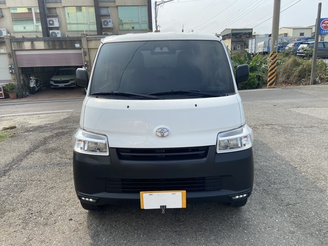 TOYOTA豐田 TOWN ACE  第2張相片