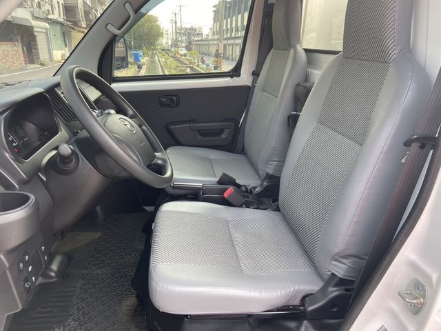 TOYOTA豐田 TOWN ACE  第9張相片