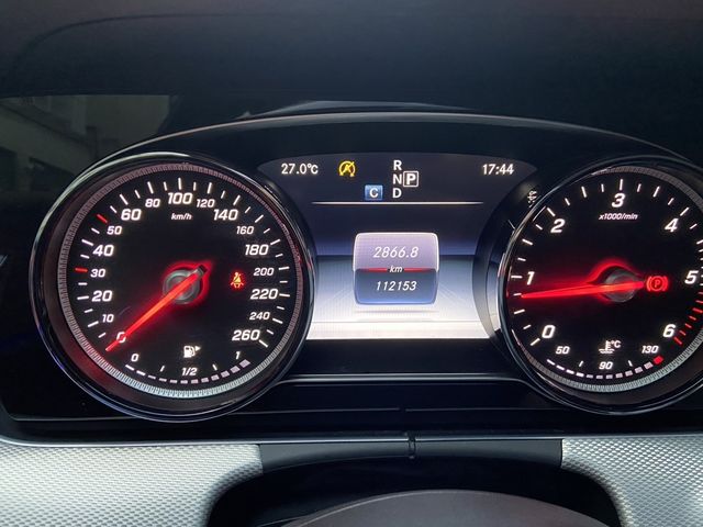 M-BENZ賓士 E220D  第5張相片