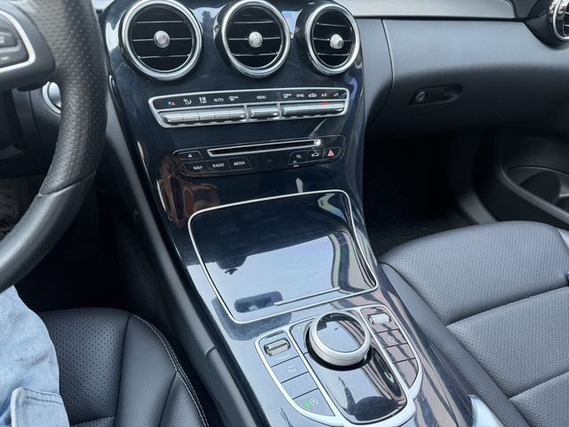 M-BENZ賓士 C180  第9張相片