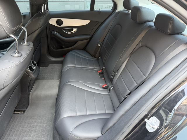 M-BENZ賓士 C180  第11張相片