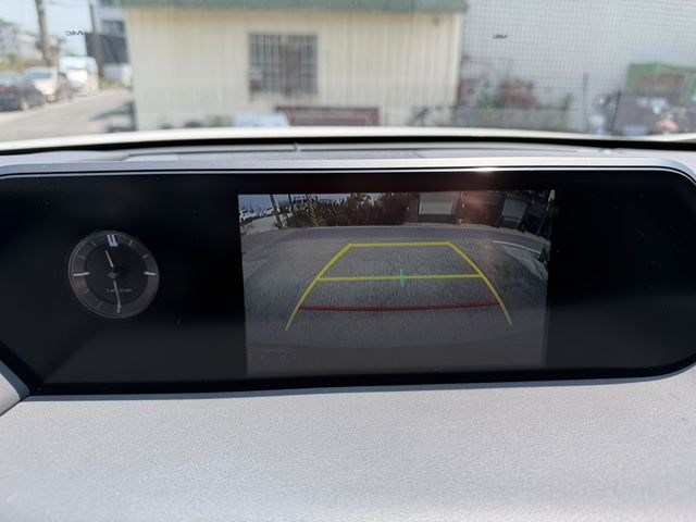 LEXUS凌志 UX200  第7張相片