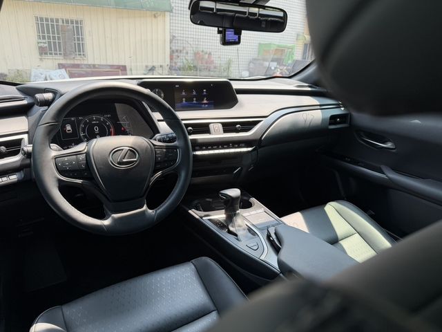 LEXUS凌志 UX200  第12張相片